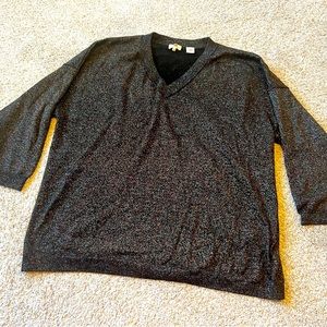 Levi’s brand v neck longsleeve baggy oversize shirt